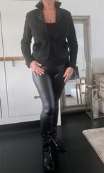 Prachtig Suède Jasje kostuum blazer zwart 38 M/L ladies zgan, Kleding | Dames, Jasjes, Kostuums en Pakken, Maat 38/40 (M), Zwart