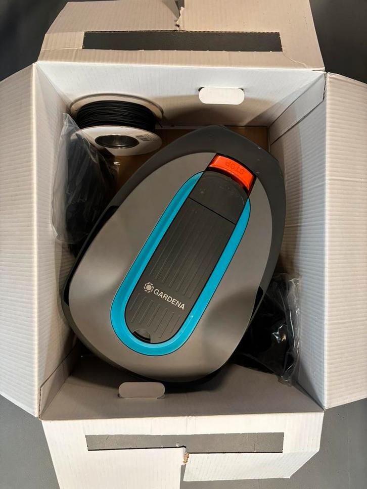 GARDENA SILENO city 250 m² robotmaaier, Bluetooth, Tuin en Terras, Robotmaaiers, Gebruikt, Minder dan 20 cm, Bestuurbaar via app
