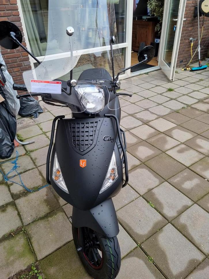 La souris city S special edition 2025 45KMH, Fietsen en Brommers, Snorfietsen en Snorscooters, Nieuw, Overige merken, Benzine