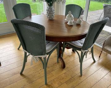 4 Loyd Loom eetkamer stoelen beschikbaar voor biedingen