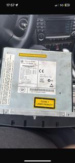 Auto radio voor w211 Mercedes, Ophalen of Verzenden, Zo goed als nieuw, Radio, Met cd-speler