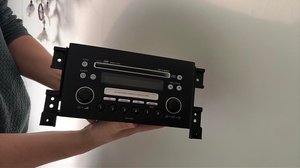 Autoradio suzuki grand vitara 2007, Ophalen, Zo goed als nieuw
