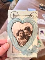 Celluloid Kaart Frankrijk met Foto Jong Stel, Ophalen of Verzenden