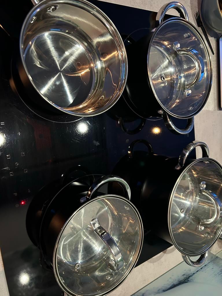 Complete Pannenset - Nieuwstaat!, Huis en Inrichting, Ophalen, Inductieplaat, Pannenset, Zo goed als nieuw