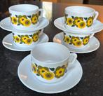 5 vintage Arcopal Lotus groen geel kop en schotel/soepkommen, Ophalen of Verzenden, Zo goed als nieuw, Overige stijlen, Kop(pen) en/of Schotel(s)
