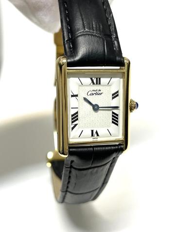 Must de Cartier Tank Large Model Quartz White Roman Dial  beschikbaar voor biedingen