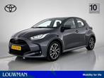 Toyota Yaris 1.5 VVT-i Dynamic (bj 2024), Auto's, Voorwielaandrijving, Gebruikt, Euro 6, Met garantie (alle)