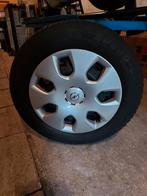 Winterbanden voor een Opel Astra., Auto-onderdelen, Banden en Velgen, Ophalen, Gebruikt, 16 inch, Banden en Velgen
