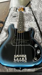 Fender AM Pro II Precision Bass – Dark Night – topstaat, Muziek en Instrumenten, Snaarinstrumenten | Gitaren | Bas, Ophalen, Zo goed als nieuw