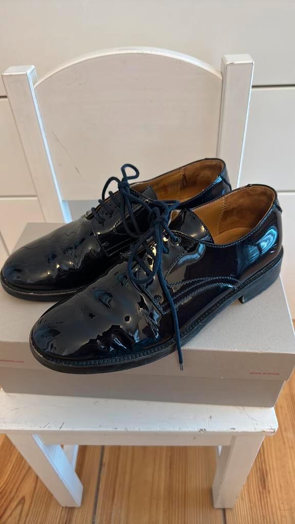 Mooie unisex Beberlis leren lakschoenen, zwart, maat: 35, Kleding | Heren, Schoenen, Zo goed als nieuw, Veterschoenen, Zwart, Ophalen of Verzenden