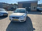 Ford Focus 1.6-16V Ghia__1 Ste Eigenaar//Mooi, 1596 cc, Gebruikt, Zwart, 4 cilinders