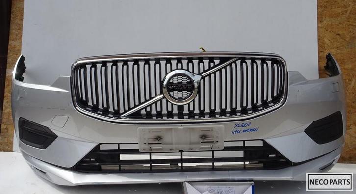 VOLVO XC60 II VOORBUMPER LEVERBAAR!!, Auto-onderdelen, Carrosserie en Plaatwerk, Spatbord, Volvo, Gebruikt, Ophalen of Verzenden