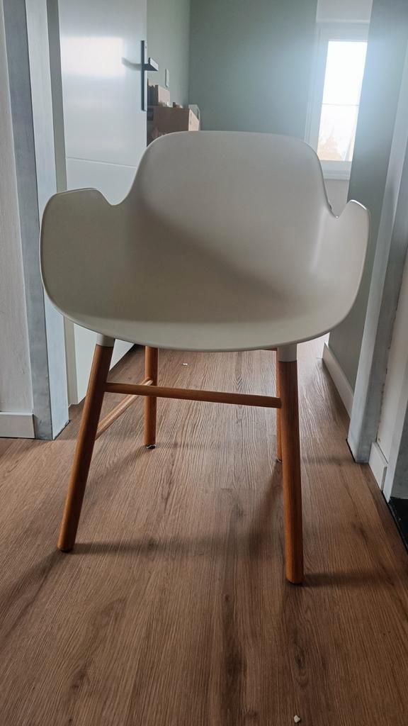 2 normann Copenhagen stoelen. Onderstel defect, Huis en Inrichting, Stoelen, Twee, Hout, Wit, Ophalen