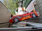 Peuterbedje race-auto, Kinderen en Baby's, Kinderkamer | Bedden, Ophalen, Gebruikt, Minder dan 140 cm, Minder dan 70 cm