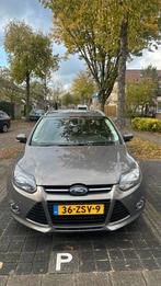 Ford Focus 1.0 Ecoboost 92KW Wagon 2013 Bruin, 125 pk, Bruin, Origineel Nederlands, Handgeschakeld