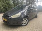 Ford S-Max 2.0 Titanium 7persoons,Zo mee prijs!, Voorwielaandrijving, 145 pk, Stof, Gebruikt