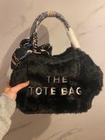 Zwarte fluffy totebag, Sieraden, Tassen en Uiterlijk, Tassen | Damestassen, Verzenden, Nieuw, Zwart