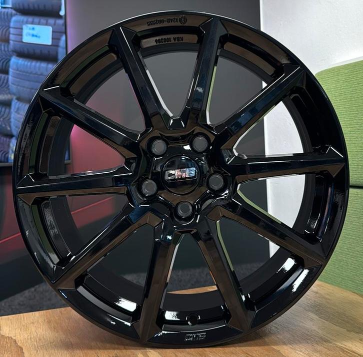 Nieuwe 18 inch Zwarte velgen VW GOLF AUDI A3 LEON 5X112 18", Auto-onderdelen, Banden en Velgen, Velg(en), Zomerbanden, 18 inch