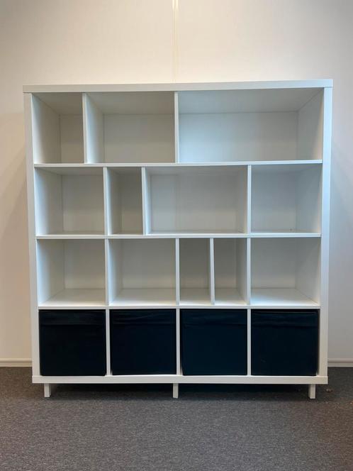 Kallax kast (gehackt) wit, Huis en Inrichting, Kasten | Wandmeubels, Zo goed als nieuw, 150 tot 200 cm, Minder dan 150 cm, 25 tot 50 cm
