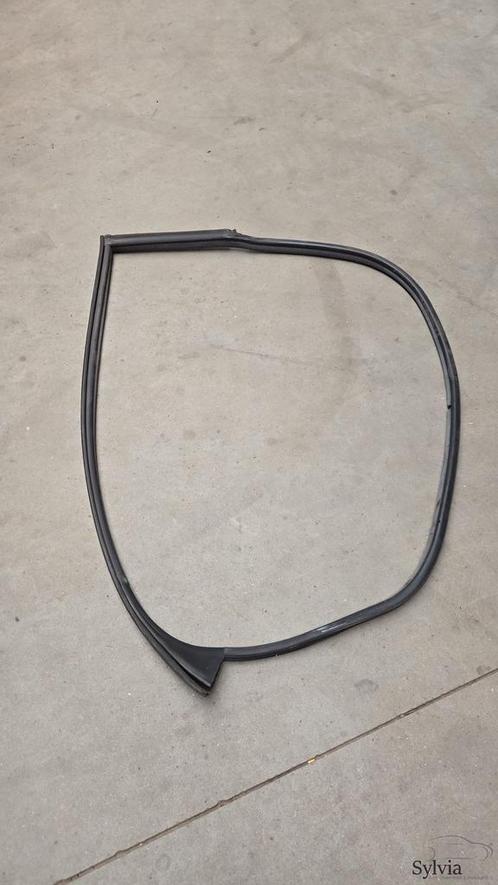 Portier deurrubber links BMW 6 serie E63 51767008581 7008581, Auto-onderdelen, Carrosserie en Plaatwerk, Gebruikt, Ophalen of Verzenden