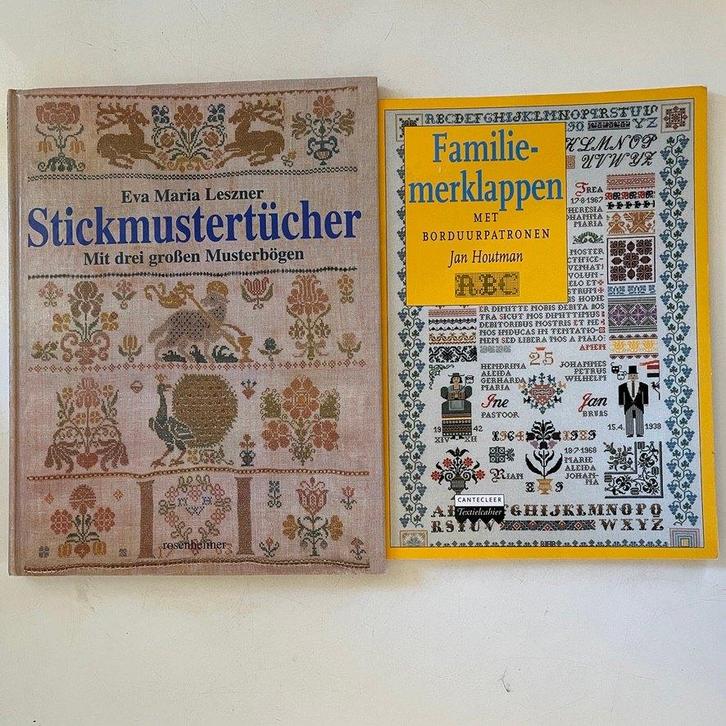 Twee boeken Kruissteek merklappen en patronen, Hobby en Vrije tijd, Borduren en Borduurmachines, Patroon, Ophalen of Verzenden
