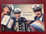 ansichtkaart van The 3 Jacksons met echte handtekeningen., Verzenden, 1960 tot 1980, Sterren en Beroemdheden
