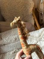 Handgemaakte rotan giraf met oranje vlekken uit zuid-afrika, Ophalen of Verzenden