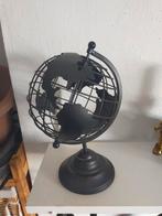 Wereldbol zwart, Ophalen, Zo goed als nieuw