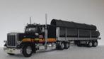 Peterbilt 359 met flat-bed trailer. Schaal 1:24, Ophalen of Verzenden, Zo goed als nieuw, Truck, Overige merken