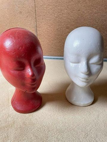 Piepschuim Etalage Koppen, € 7,50 per stuk. beschikbaar voor biedingen