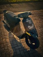Gilera typhoon 70cc, Fietsen en Brommers, Scooters | Piaggio, Ophalen, Tweetakt, Gebruikt, Overige modellen