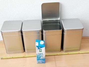 4 blikken als nieuw, klapdeksel, 30€ voor 4stk beschikbaar voor biedingen