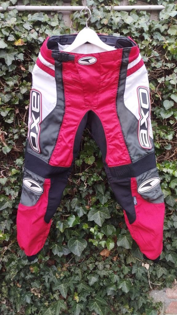 Nieuwe crossbroek AXO maat 32 , rood wit zwart, Motoren, Kleding | Motorkleding, Motorcrosskleding, Heren, Nieuw zonder kaartje