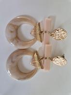 Oorbellen beige, Sieraden, Tassen en Uiterlijk, Ophalen of Verzenden, Beige, Overige materialen