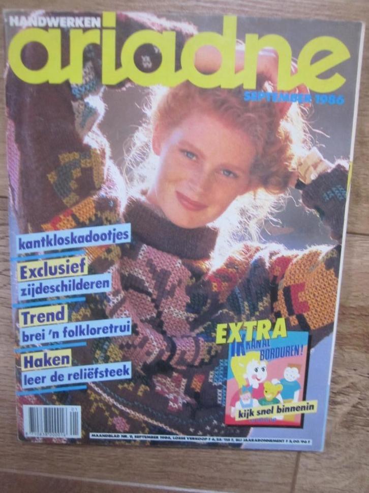 Ariadne Maandblad voor Handwerken 1986 september, Hobby en Vrije tijd, Borduren en Borduurmachines, Zo goed als nieuw, Patroon