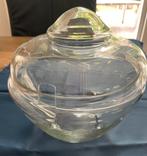 Bowlschaal met gegraveerde bloemdecoratie, Ophalen, Zo goed als nieuw