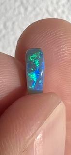 Geslepen stukje Australisch opaal, Verzamelen, Ophalen