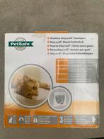 Petsafe kattenluik 932 Magnetic S. 22.6x10.5x22.8 cm - wit, Ophalen of Verzenden, Gebruikt