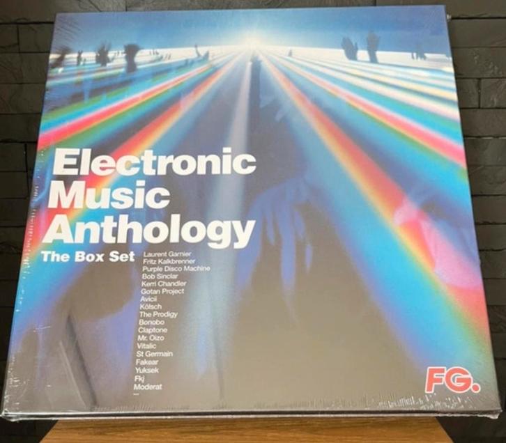 Electronic Music Anthology - The Box Set - 5x LP, Cd's en Dvd's, Vinyl | Dance en House, Nieuw in verpakking, Dance Populair, 12 inch