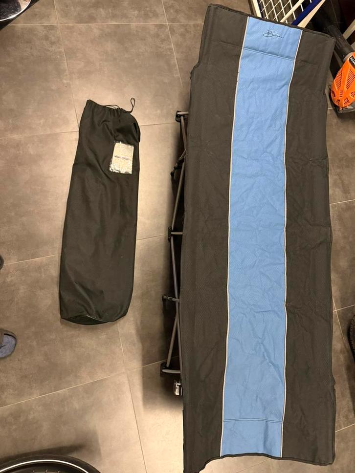 Stretcher/veldbed, Caravans en Kamperen, Luchtbedden, Zo goed als nieuw, Ophalen of Verzenden
