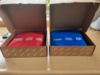 2 x regenjas postcodeloterij 1 x blauw 1 x rood, Ophalen of Verzenden, Nieuw, Regenjas, Heren