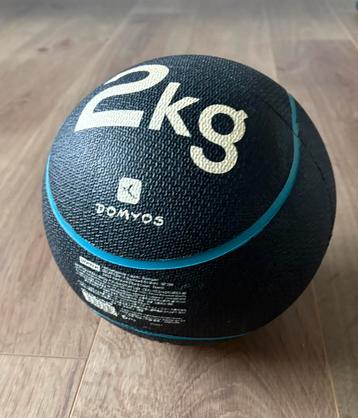 Medicine bal, beenspier-trainer beschikbaar voor biedingen