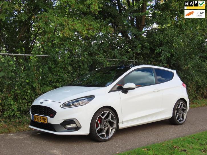 Ford Fiesta 1.5 EcoBoost ST-3 250PK *Dealeronderhoud! *PANO, Auto's, Ford, Bedrijf, Te koop, Fiësta, ABS, Achteruitrijcamera, Airbags