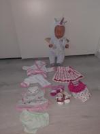 pop met kleertjes, Kinderen en Baby's, Speelgoed | Poppen, Gebruikt, Ophalen, Babypop