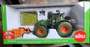 Fendt 939 met Holaras Schuif En Mais Van Siku beschikbaar voor biedingen