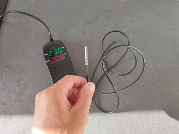 Digitale Vloerverwarming pompschakelaar  beschikbaar voor biedingen