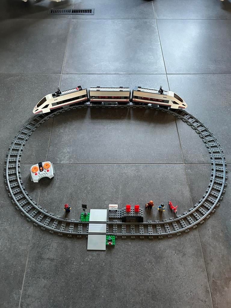 Lego city passagierstrein 60051, Treinset, Gelijkstroom, Zo goed als nieuw, Ophalen
