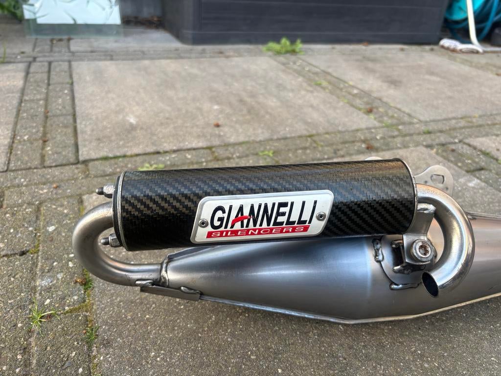 Giannelli Silencers terugloop uitlaat 2-takt, Fietsen en Brommers, Brommeronderdelen | Scooters, Ophalen, Zo goed als nieuw, Uitlaat
