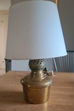 Vintage Olie Lamp - Messing met Witte Kap, Antiek en Kunst, Ophalen of Verzenden