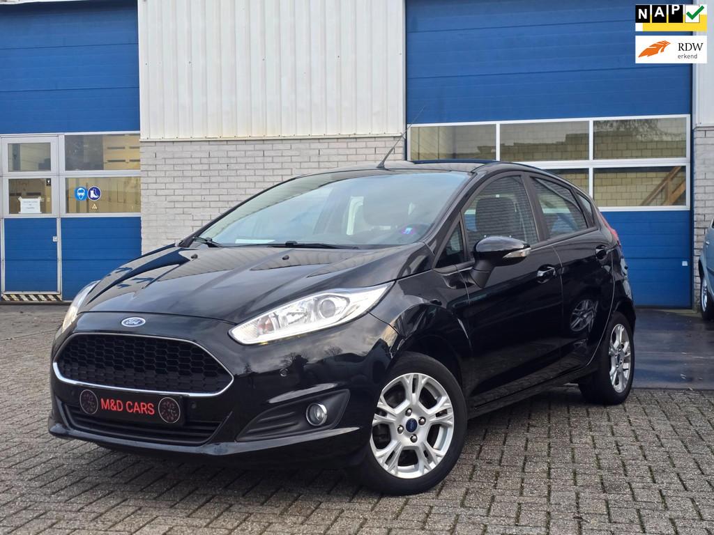 Ford Fiesta 1.0 Style Ultimate AIRCO/NAP/PDC/CR CONTROL/NAVI, Voorwielaandrijving, Stof, 525 kg, Origineel Nederlands